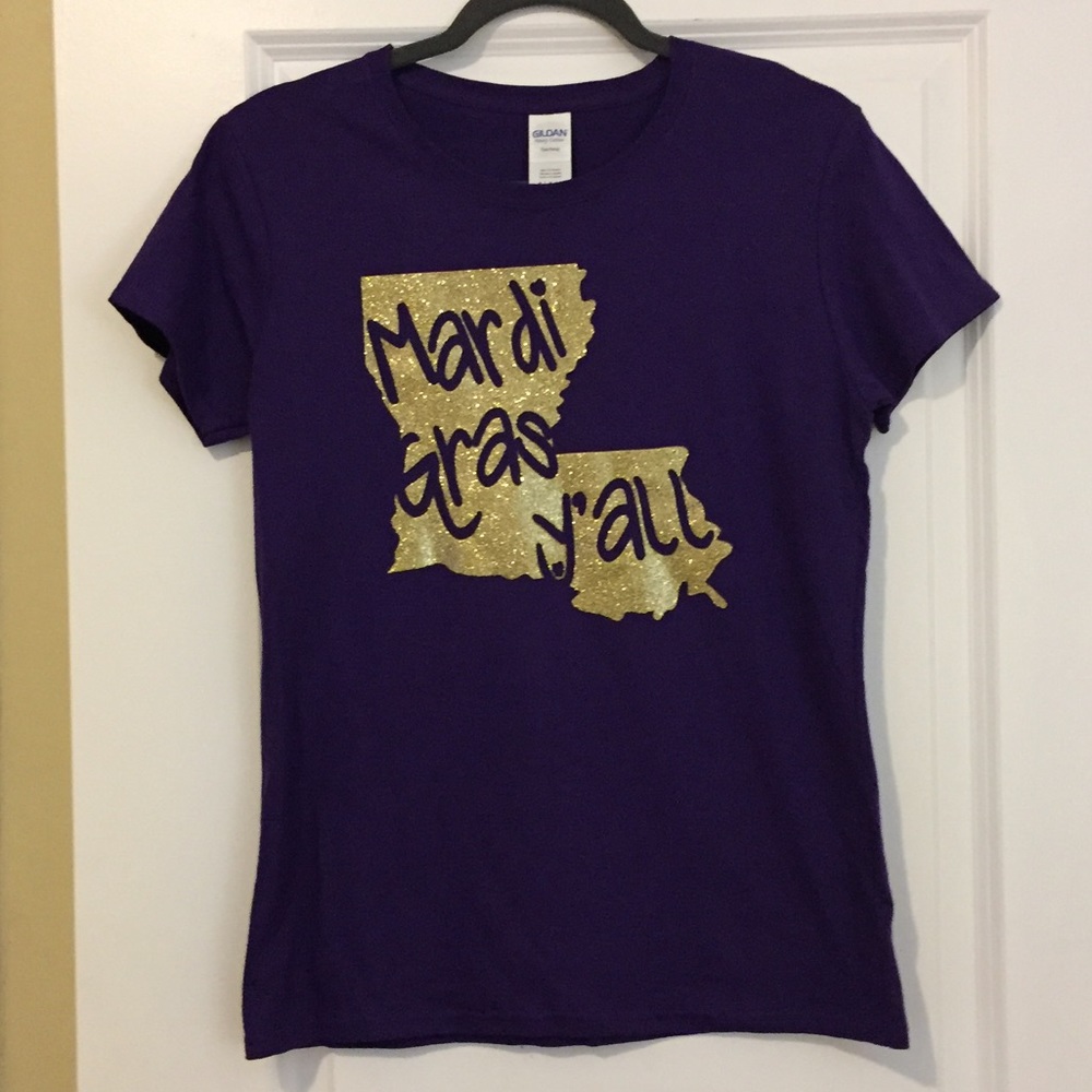 Purple “Mardi Gras y’all” Tshirt w/gold LA outline